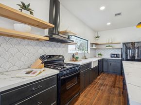 1920 Fulton Street, Houston TX 77009