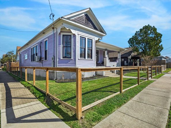 1920 Fulton Street, Houston TX 77009