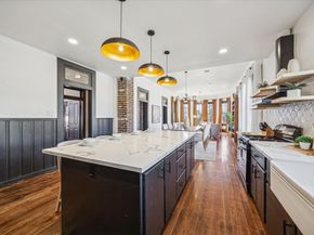 1920 Fulton Street, Houston TX 77009