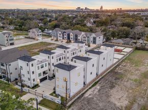 8707 Ojeman Villas Drive, Houston TX 77055