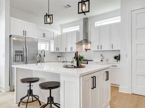 407 Grove Street B, Houston TX 77020