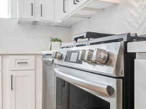 407 Grove Street B, Houston TX 77020