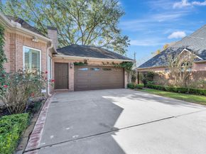 3706 Almond Creek Drive, Houston TX 77059