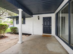 9535 Meadowbriar Lane, Houston TX 77063