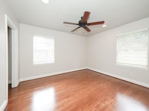 9535 Meadowbriar Lane, Houston TX 77063