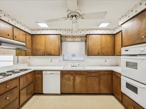 5751 Jason Street, Houston TX 77096