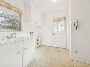 5751 Jason Street, Houston TX 77096