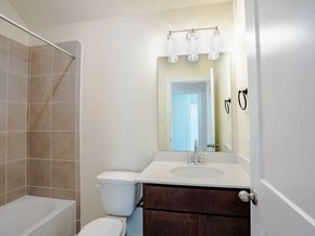 9113 Highland Northern Way, Houston TX 77088