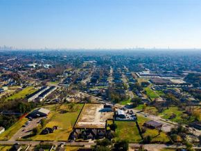 9113 Highland Northern Way, Houston TX 77088