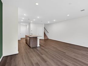 9113 Highland Northern Way, Houston TX 77088
