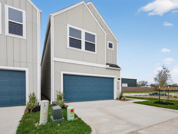 9113 Highland Northern Way, Houston TX 77088