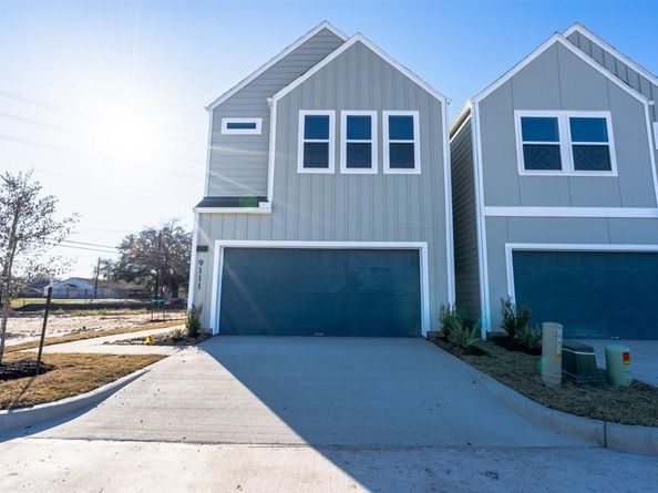 9113 Highland Northern Way, Houston TX 77088