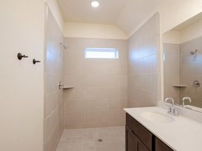 9113 Highland Northern Way, Houston TX 77088