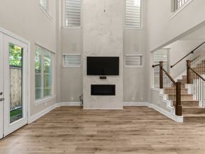 1002 Shepherd Oaks Drive, Houston TX 77018