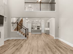 1002 Shepherd Oaks Drive, Houston TX 77018