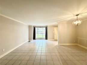 806 Wax Myrtle Lane, Houston TX 77079