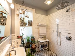 1646 Harvard Street, Houston TX 77008