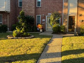 10252 Longmont Drive 45/4, Houston TX 77042