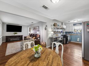 5015 Caplin Street, Houston TX 77026
