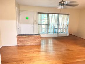 2211 Hialeah Drive, Houston TX 77018