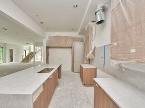 9926 Warwana Road, Houston TX 77080