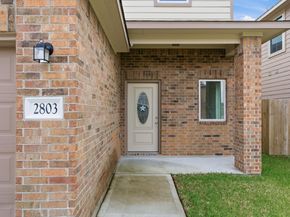 2803 Topiary Lane, Houston TX 77014