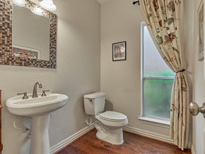 11 N French Oaks Circle, The Woodlands TX 77382