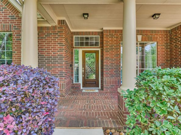 11 N French Oaks Circle, The Woodlands TX 77382