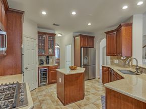 11 N French Oaks Circle, The Woodlands TX 77382