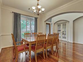 11 N French Oaks Circle, The Woodlands TX 77382