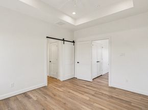 1216 Wycliffe Drive, Houston TX 77043