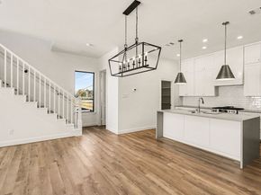 1216 Wycliffe Drive, Houston TX 77043