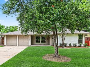 9522 Winsome Lane, Houston TX 77063