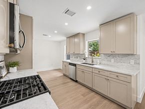 9522 Winsome Lane, Houston TX 77063