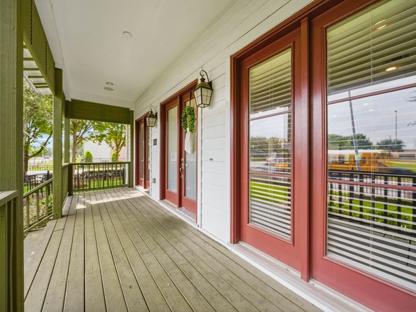 8760 Kempwood Drive, Houston TX 77080