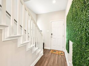 210 Garrotsville Street, Houston TX 77022