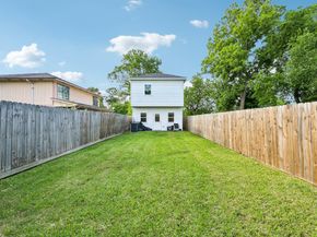 210 Garrotsville Street, Houston TX 77022