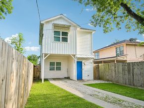 210 Garrotsville Street, Houston TX 77022