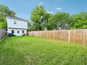 210 Garrotsville Street, Houston TX 77022