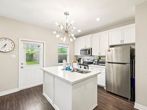 210 Garrotsville Street, Houston TX 77022