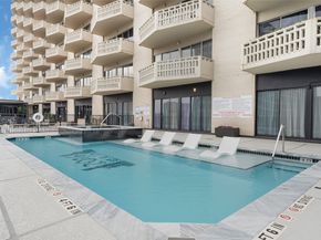2016 Main Street 1707, Houston TX 77002