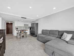 2016 Main Street 1707, Houston TX 77002