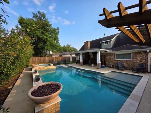 10807 Sagemeadow Lane, Houston TX 77089