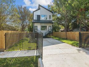 1216 Johnston Street A/B, Houston TX 77022