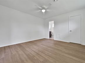 5703 Oakham Street, Houston TX 77085