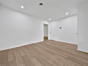 5703 Oakham Street, Houston TX 77085