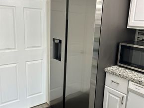 11127 Sageview Drive, Houston TX 77089