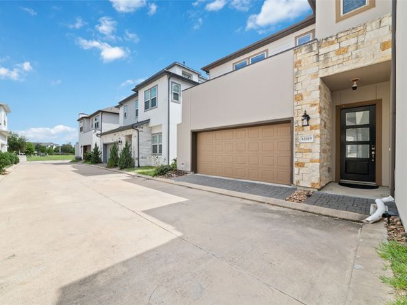 12019 Royal Oaks Run Drive Drive, Houston TX 77082