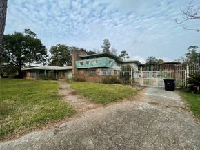 3405 N Macgregor Way, Houston TX 77004