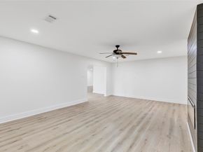 1623 Fawnhope Drive, Houston TX 77008